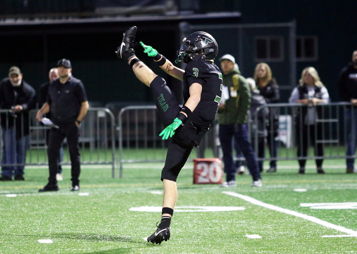 a Oregon City Tigard football Oregon September 29 2023 Dan Brood 18